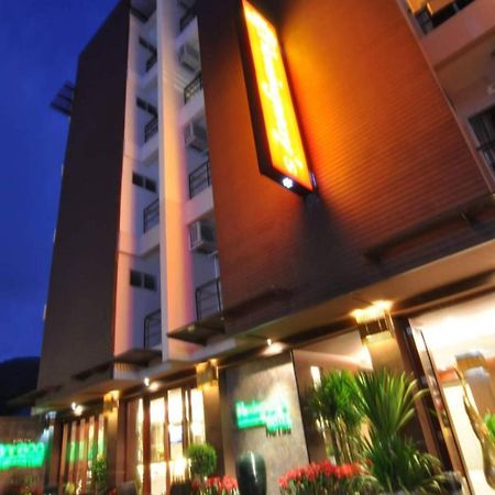 Hemingway'S Hotel Patong Экстерьер фото
