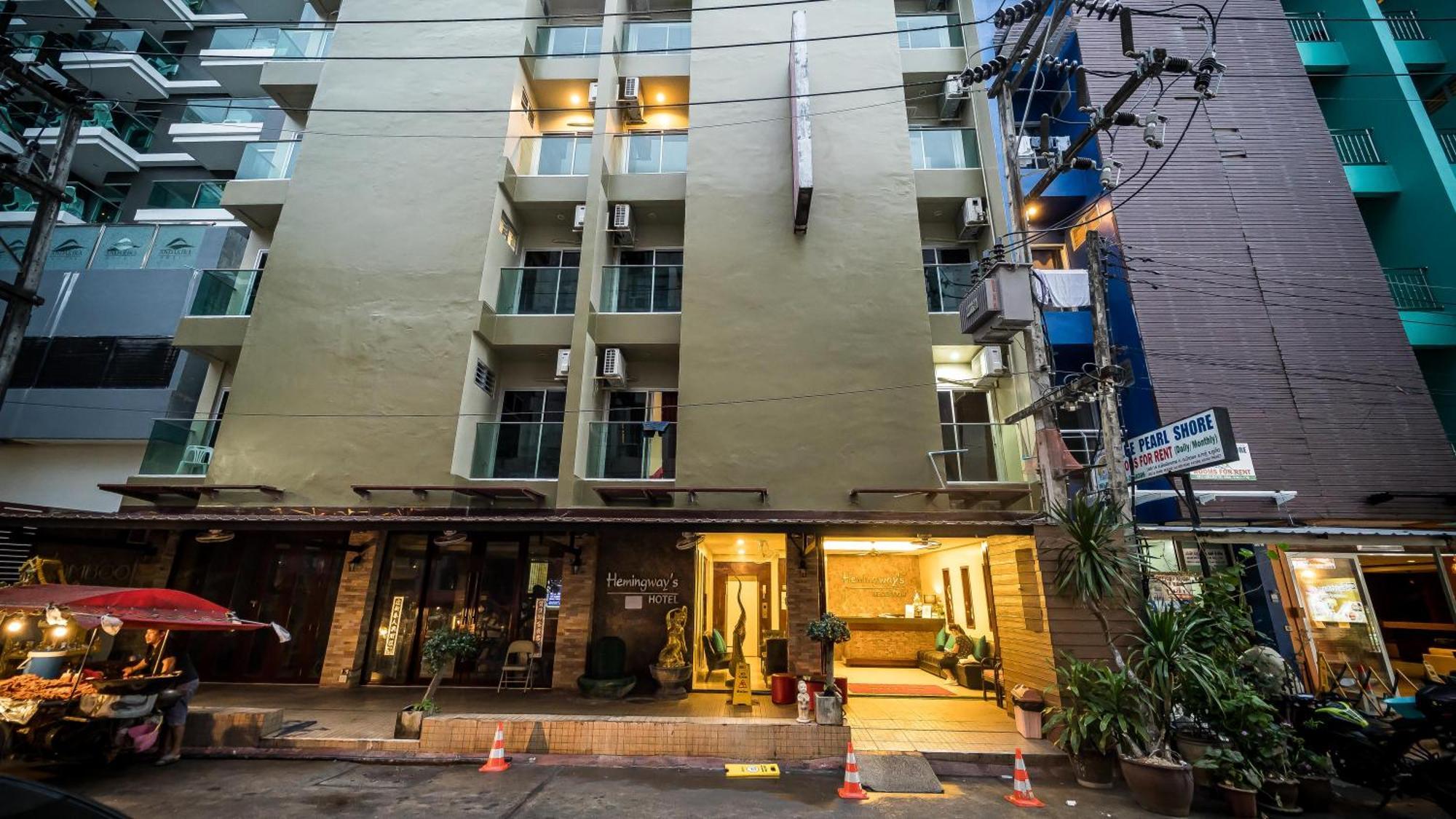 Hemingway'S Hotel Patong Экстерьер фото